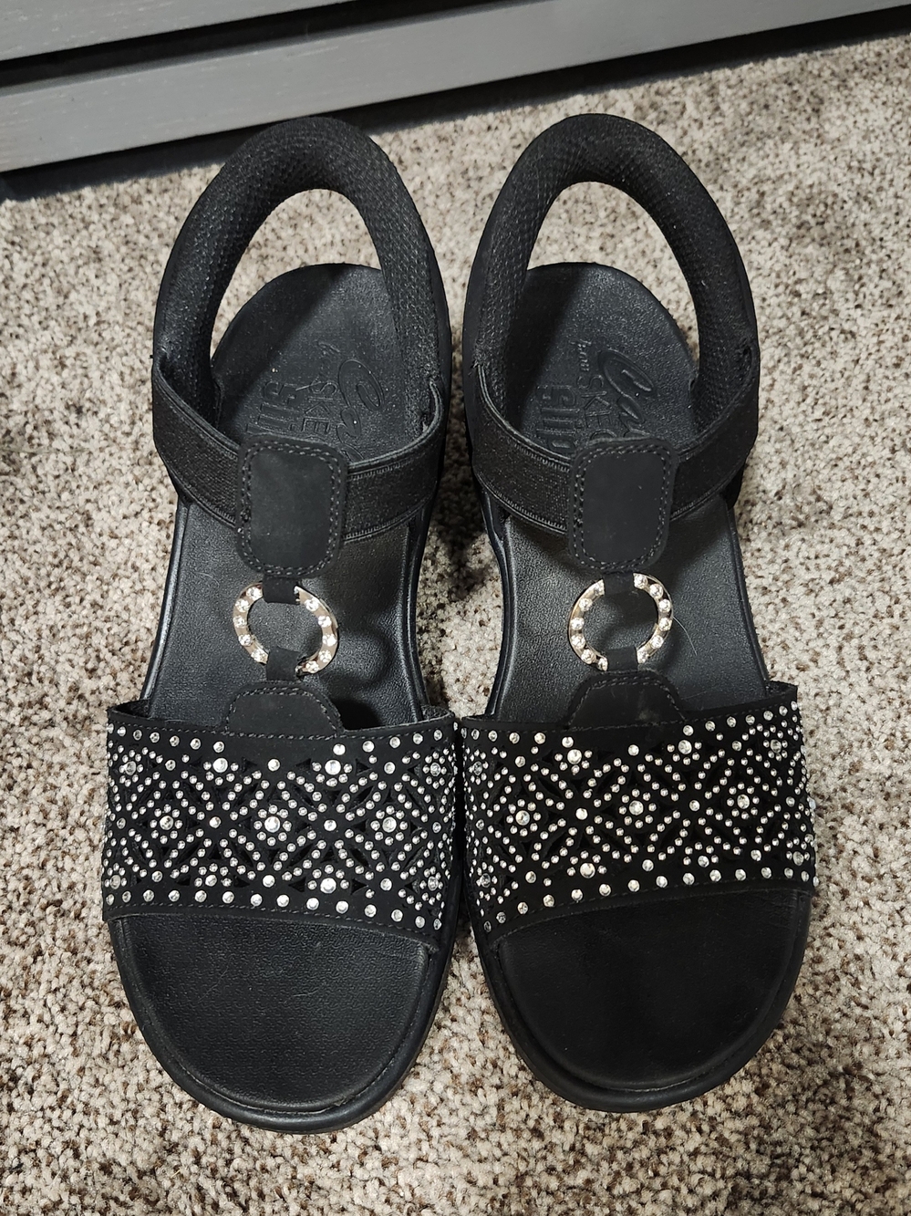 Hands Free Slip in Skechers Black Women's Studded Comfort Sandals